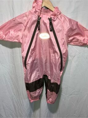 Tuffo Pink Hooded Kids Rain Suit with Brown Accents